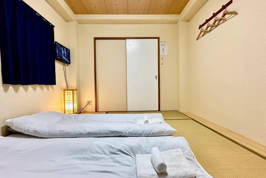 201号室花園町,萩之茶屋駅步行2分専用バスルームアクセス便利 Appartement